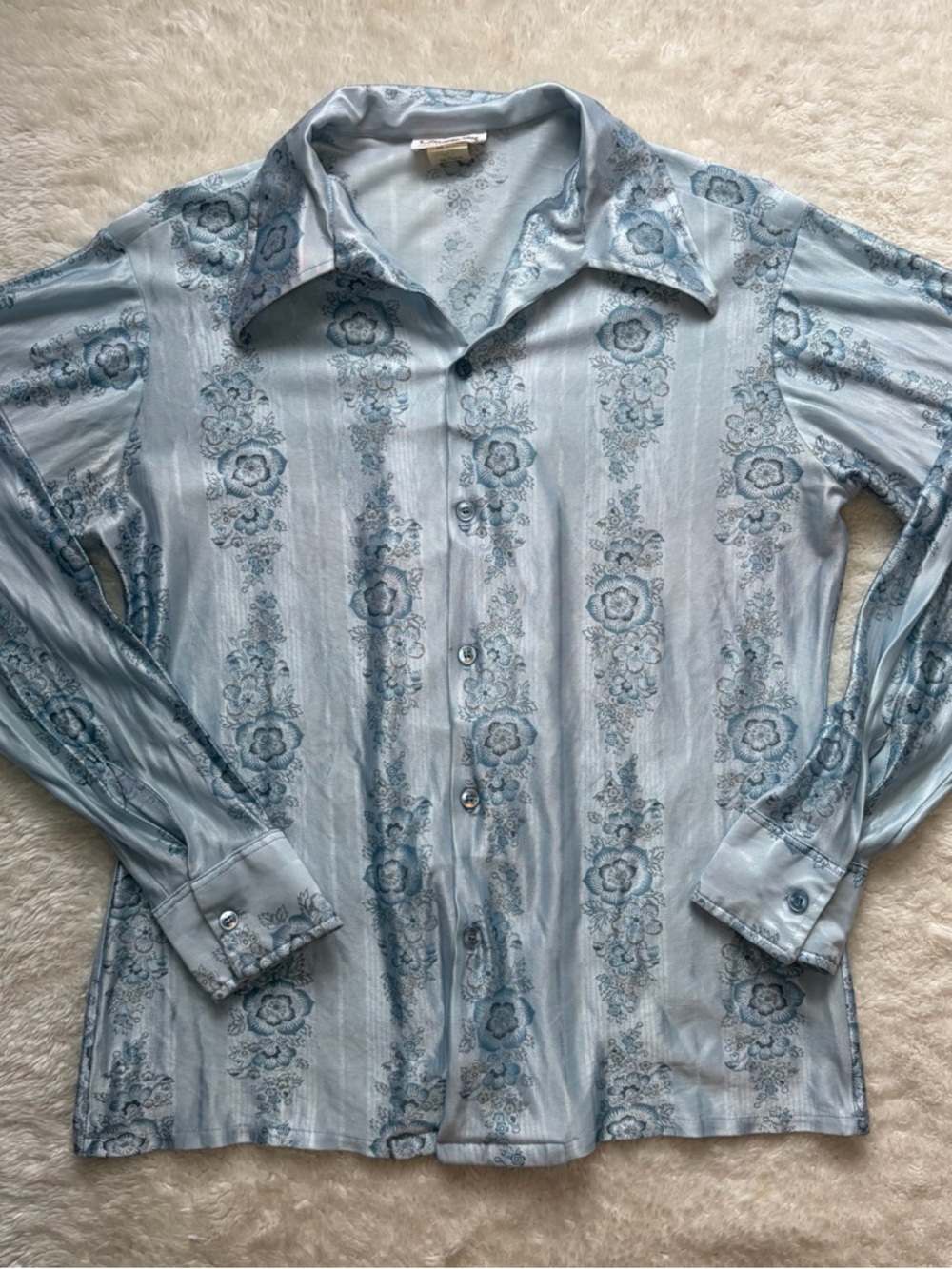 Vintage mens sheeny long sleeve button down light blue vertical stripe floral